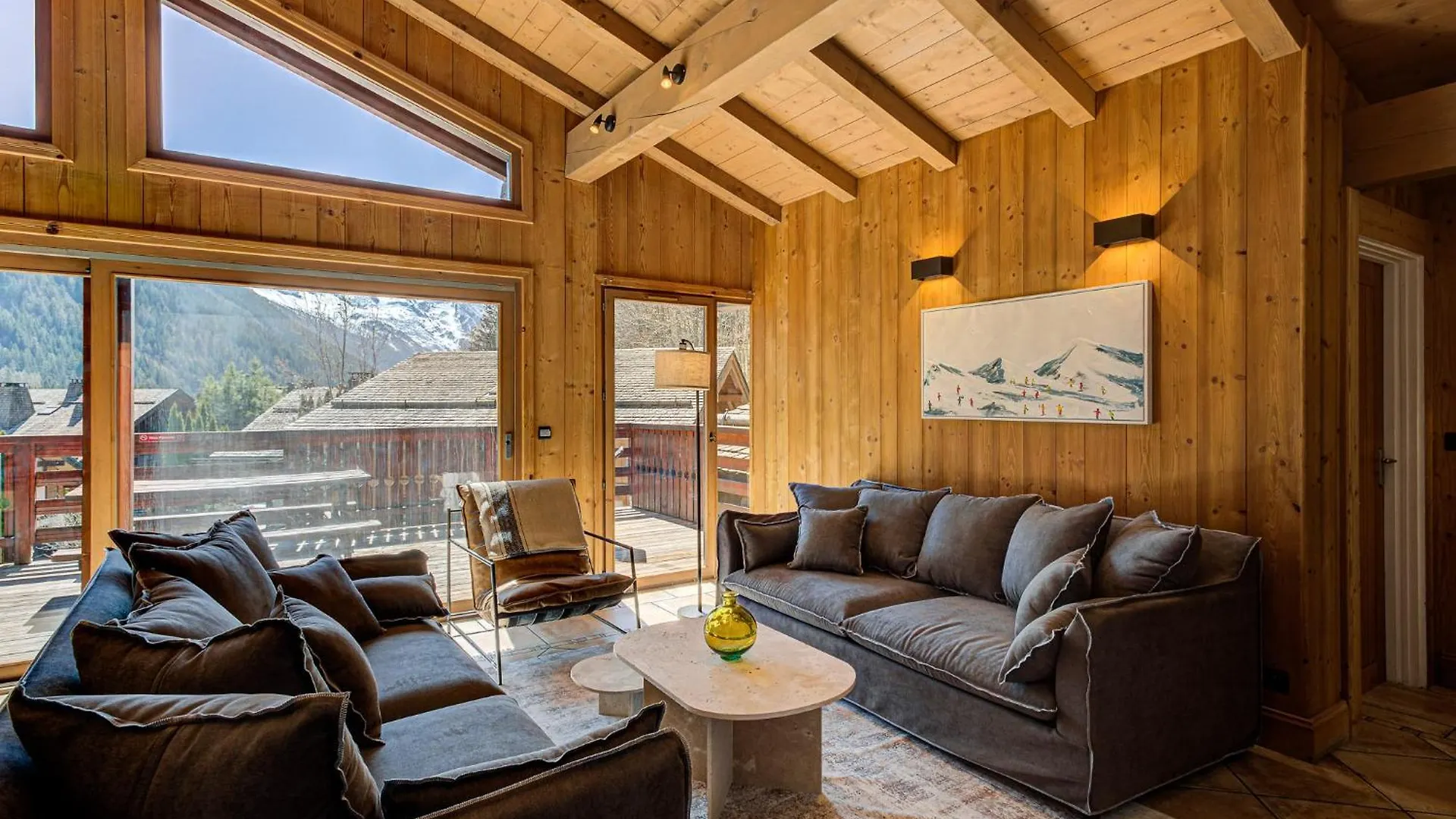 Apartment Soleil, Alpes Travel, Argentiere, Sleeps 9 Шамони Франция