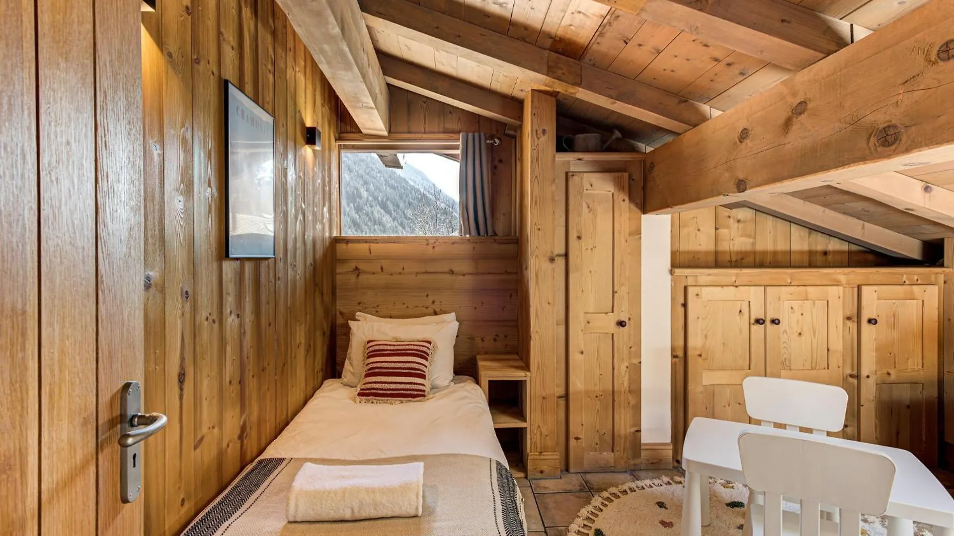 Apartment Soleil, Alpes Travel, Argentiere, Sleeps 9 Chamonix 0*,  France